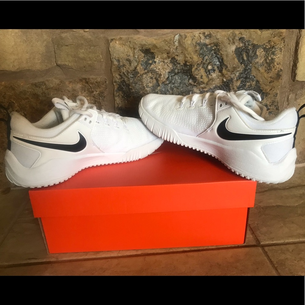 NIKE ZOOM HYPERACE 2 VOLLEYBALL SHOES
